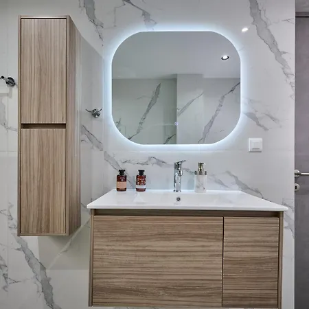 Daire Galanakis Luxury *