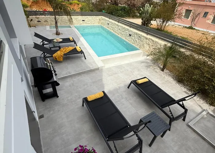 アパート Galanakis Luxury ハニア